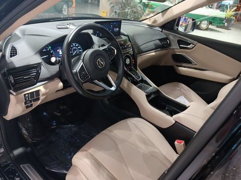 Used 2024 Acura RDX SH-AWD image 3