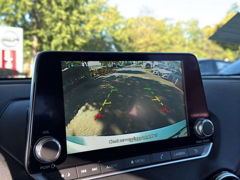 New 2025 Nissan Sentra SR image 25