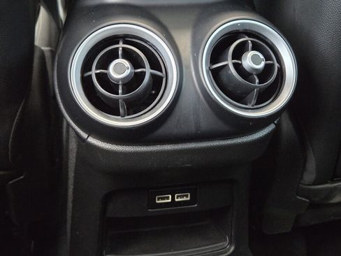 Used 2019 Alfa Romeo Stelvio AWD w/ Nero Edizione image 15
