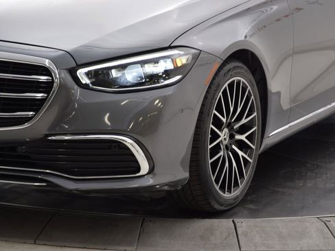 Used 2022 Mercedes-Benz S 500 4MATIC image 11