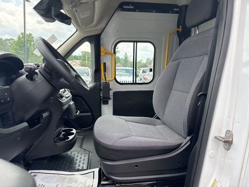 Used 2024 RAM ProMaster 3500 w/ Delivery Van Package image 9