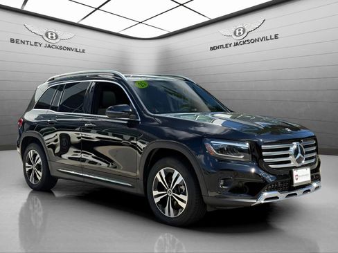 Used 2025 Mercedes-Benz GLB 250 GLB 250 image 30