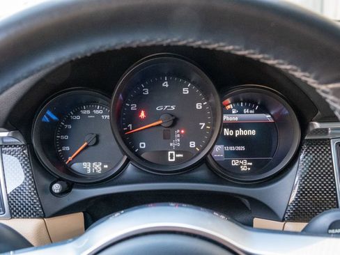 Used 2017 Porsche Macan GTS image 2