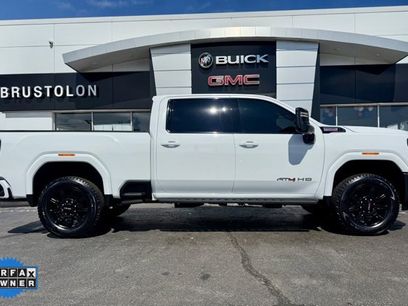 Used 2025 GMC Sierra 2500 AT4 w/ AT4 Premium Plus Package