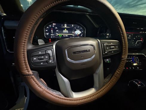 Used 2024 GMC Sierra 1500 Denali w/ Denali Reserve Package image 23