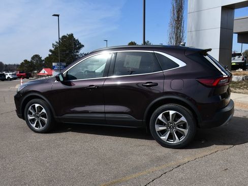 Used 2023 Ford Escape Platinum w/ Premium Technology Package image 3