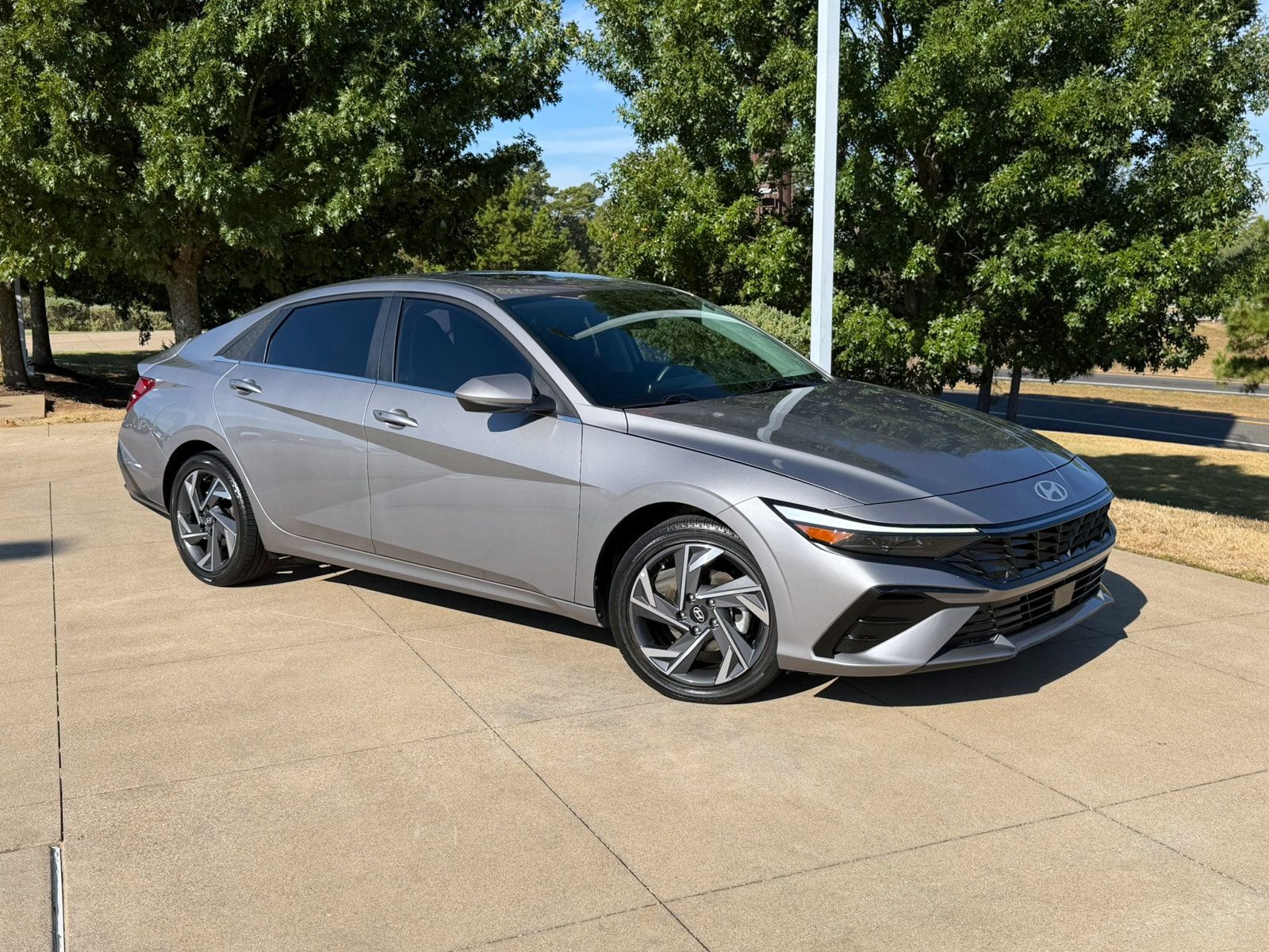 Used 2025 Hyundai Elantra SEL FWD 360° Tour
