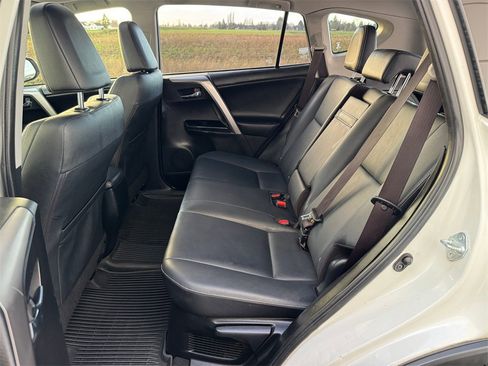 Used 2016 Toyota RAV4 Limited image 25