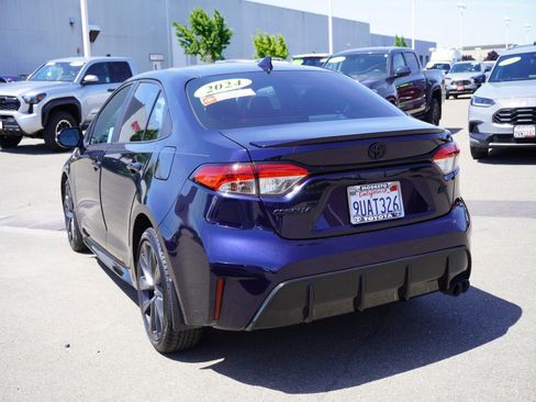 Used 2024 Toyota Corolla SE FWD image 8