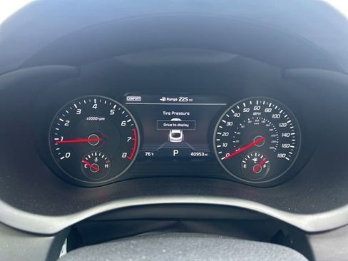 Used 2019 Kia Stinger GT2 image 14