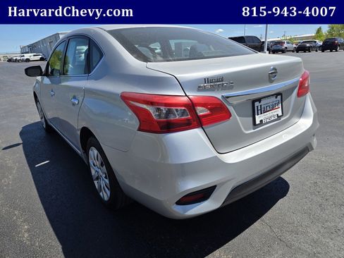 Used 2019 Nissan Sentra S FWD image 6