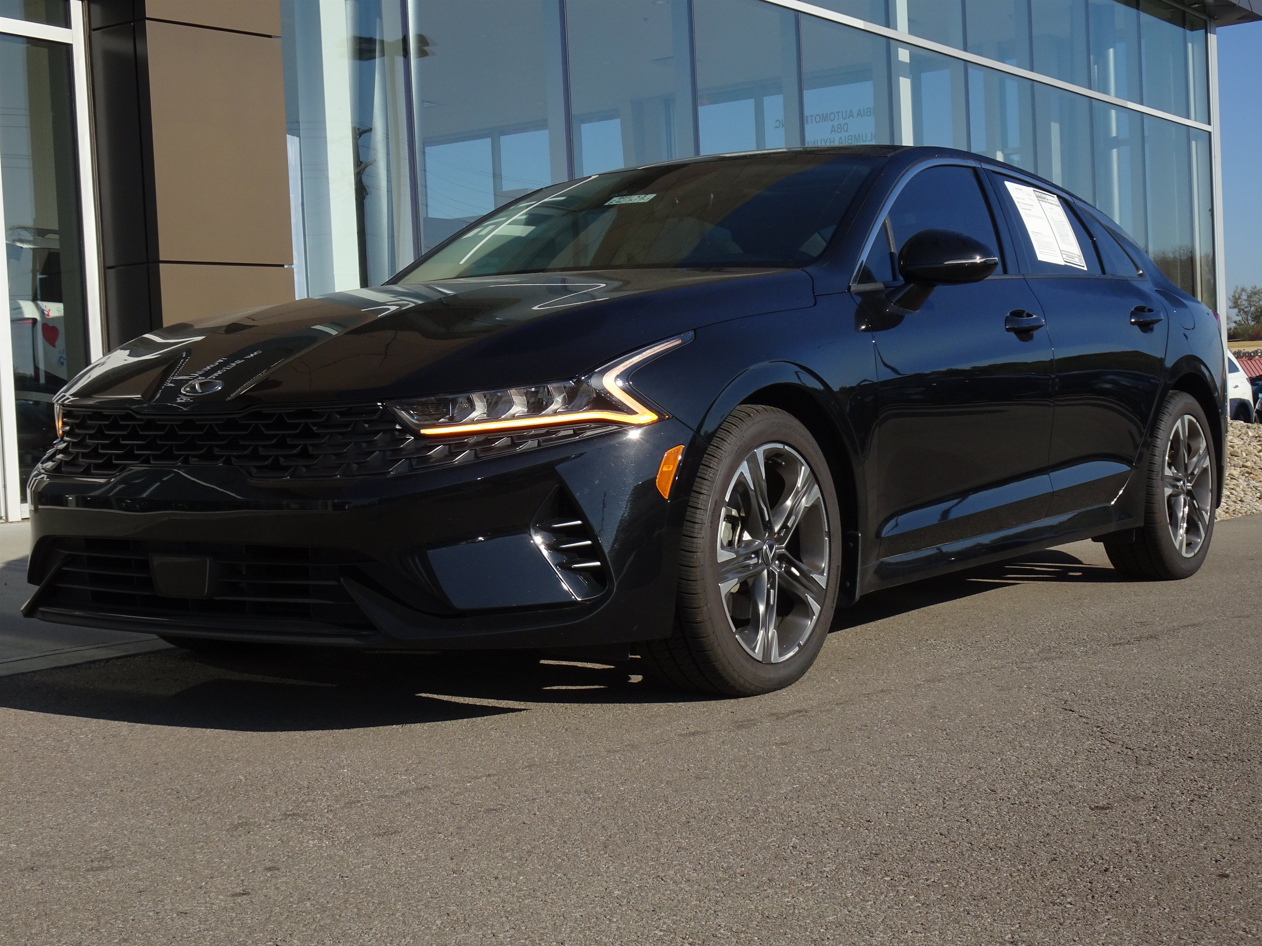 Used 2021 Kia K5 EX w/ EX Premium Package FWD image 1