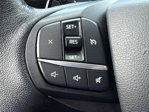 Certified 2020 Ford Explorer XLT RWD image 28