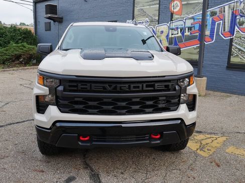 New 2026 Chevrolet Silverado 1500 Custom Trail Boss w/ LPO, Dark Essentials Package AWD/4WD image 2