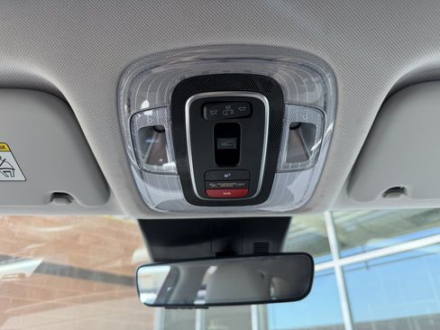 Used 2025 Hyundai Kona Limited FWD image 27