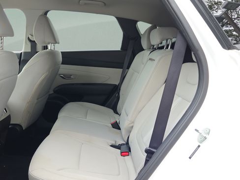 Used 2025 Hyundai Tucson SEL FWD image 10