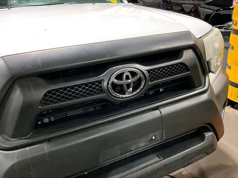 Used 2013 Toyota Tacoma 2WD Regular Cab image 24