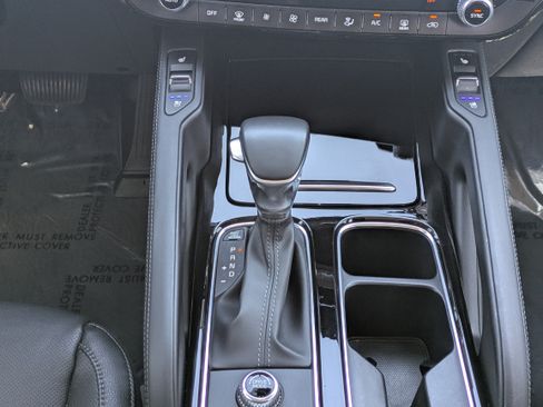 Used 2025 Kia Telluride EX w/ EX Captain's Chair Package FWD image 20