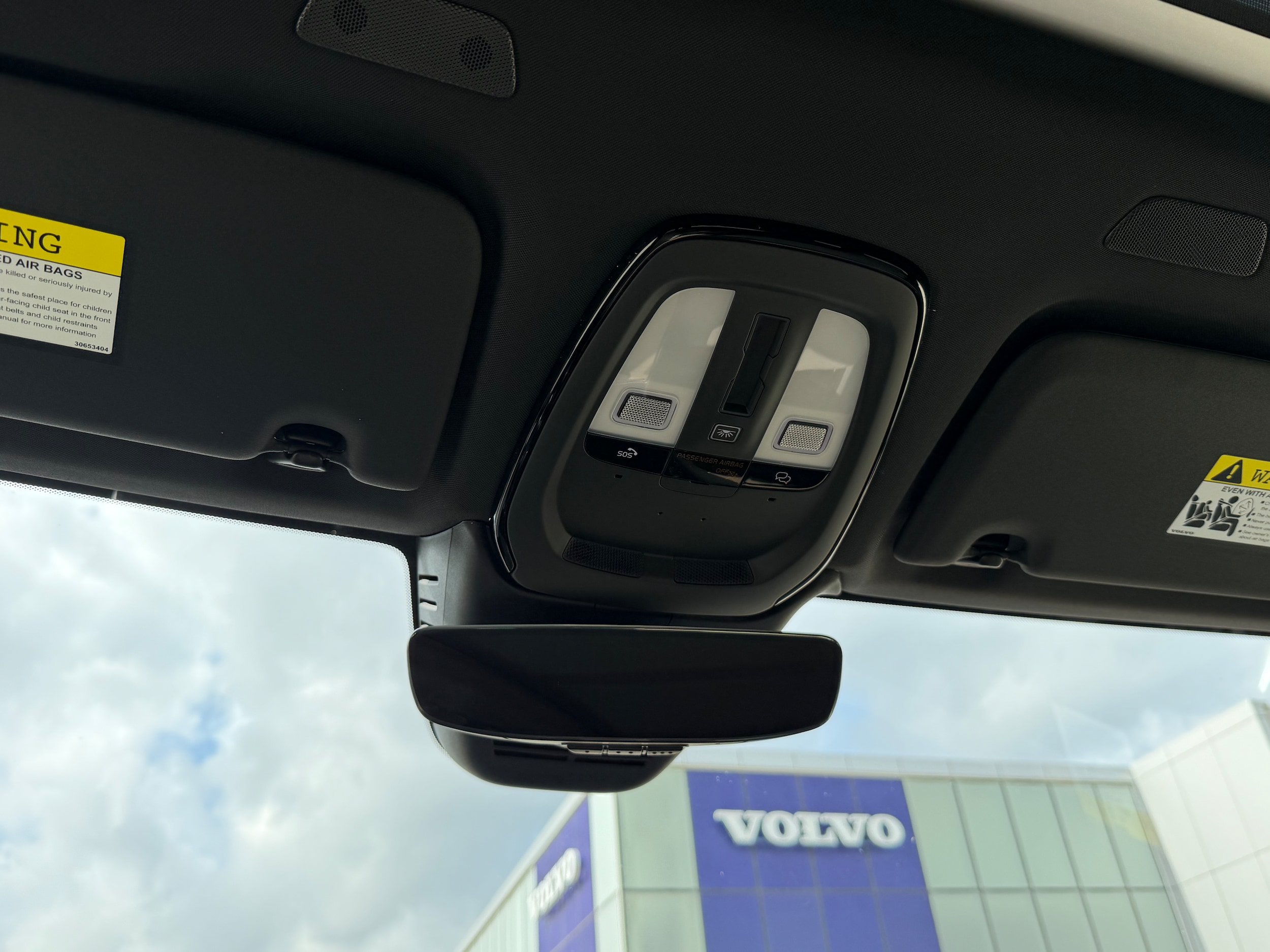 New 2026 Volvo XC60 B5 Plus w/ Protection Package Premier AWD/4WD image 15