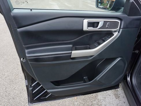 Used 2023 Ford Explorer XLT w/ Equipment Group 202A image 26