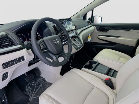 New 2026 Honda Odyssey EX-L image 11