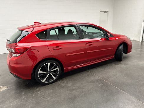 Used 2022 Subaru Impreza 2.0i Sport AWD/4WD image 9