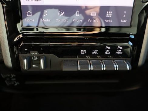 Used 2025 RAM 2500 Big Horn image 25