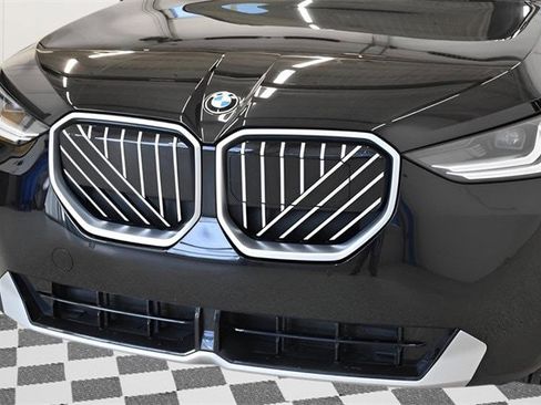 Used 2025 BMW X3 xDrive30i w/ Convenience Package image 27