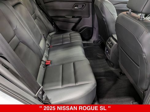 Certified 2025 Nissan Rogue SL w/ SL Premium Package AWD/4WD image 34