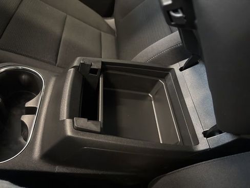 New 2026 GMC Canyon Elevation w/ Convenience Package image 43