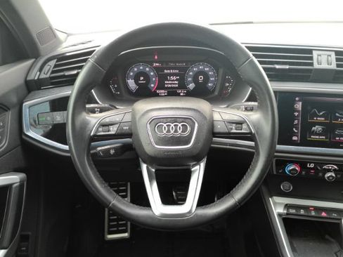 Used 2020 Audi Q3 2.0T Premium Plus w/ Premium Plus Package AWD/4WD image 35