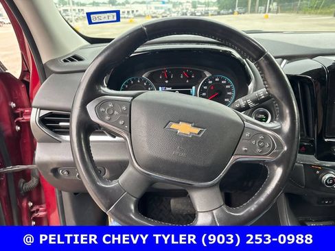 Used 2019 Chevrolet Traverse Premier w/ Driver Confidence II Package FWD image 14