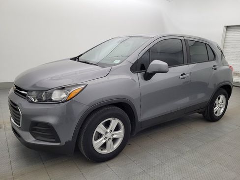Used 2020 Chevrolet Trax LS w/ Tint and Cruise Package FWD image 2