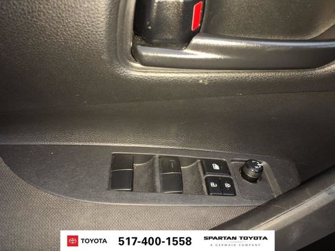 Used 2024 Toyota Corolla LE FWD image 15