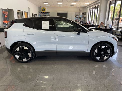 Used 2025 Volvo EX30 Ultra w/ Protection Package Premier AWD/4WD image 6
