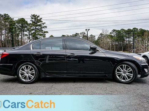 Used 2014 Hyundai Genesis 3.8 w/ Technology Package 03 image 2