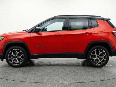 Used 2025 Jeep Compass Limited AWD/4WD image 11