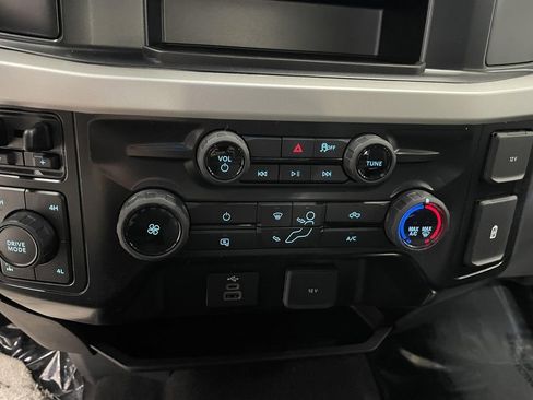 New 2026 Ford F250 XL w/ STX Appearance Package AWD/4WD image 15
