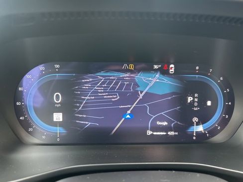 Certified 2025 Volvo XC40 B5 Core image 19