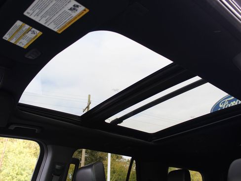 Used 2020 Ford Expedition XLT image 20