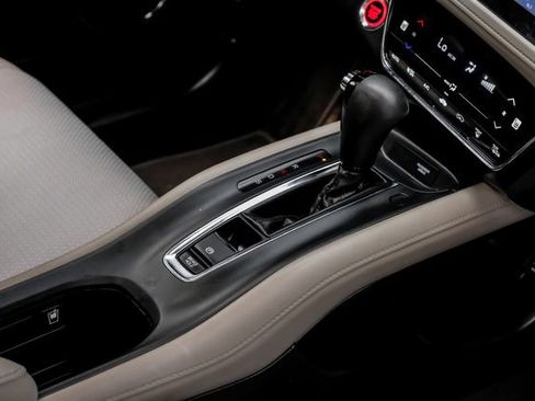 Used 2019 Honda HR-V EX image 29