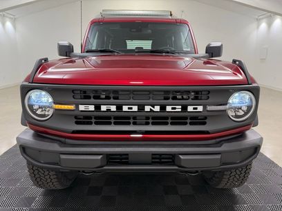 New 2025 Ford Bronco 4-Door w/ Sasquatch Package