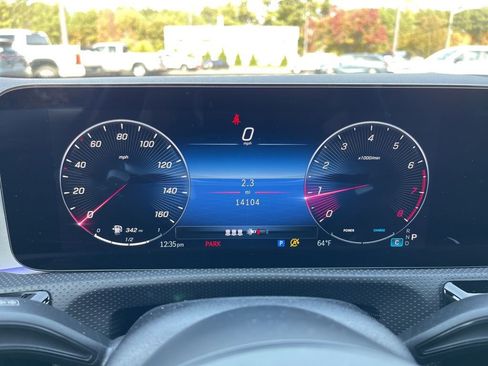 Used 2025 Mercedes-Benz CLA 250 4MATIC image 10