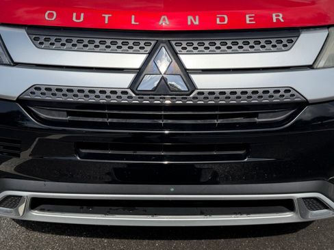 Used 2020 Mitsubishi Outlander SE FWD image 15