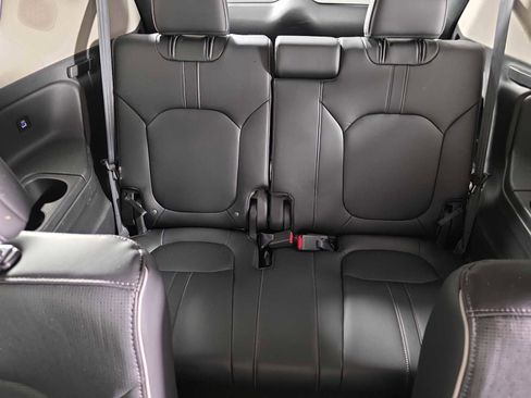 Used 2023 Honda Pilot Elite image 36