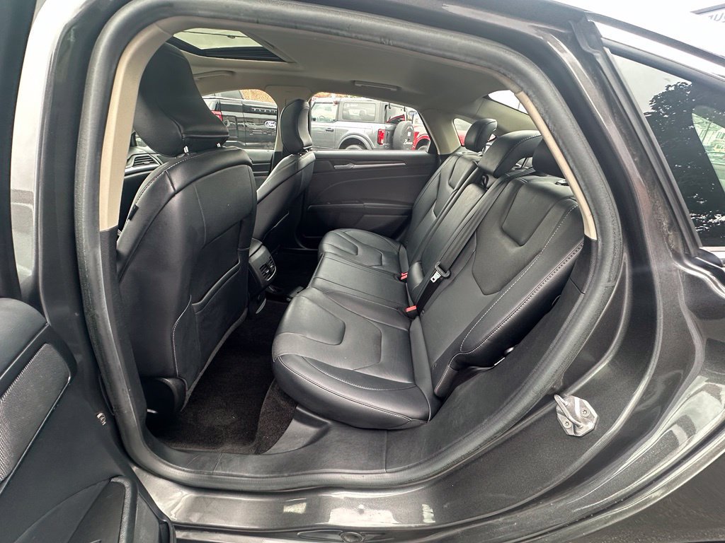 Used 2018 Ford Fusion Titanium AWD/4WD image 11