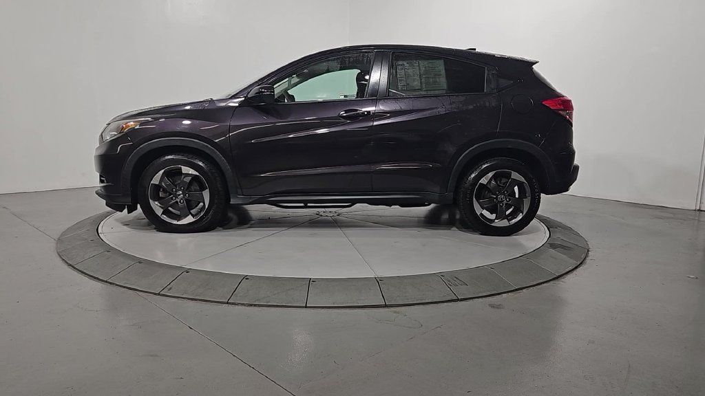 Used 2018 Honda HR-V EX image 2