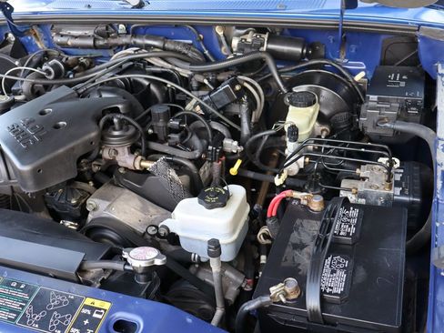 Used 2004 Ford Ranger XLT image 32