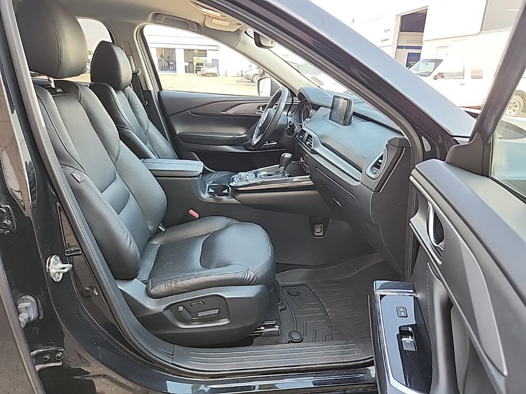 Used 2018 MAZDA CX-9 Touring AWD/4WD image 35