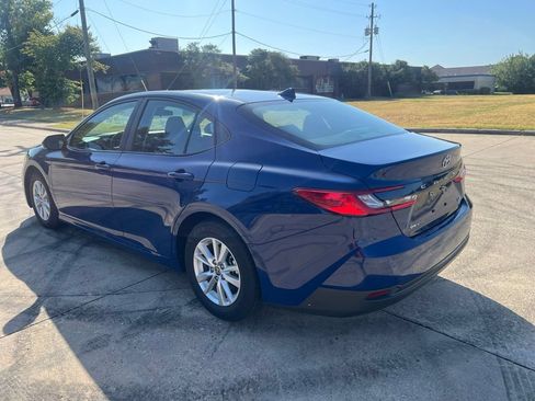Used 2025 Toyota Camry LE FWD image 9